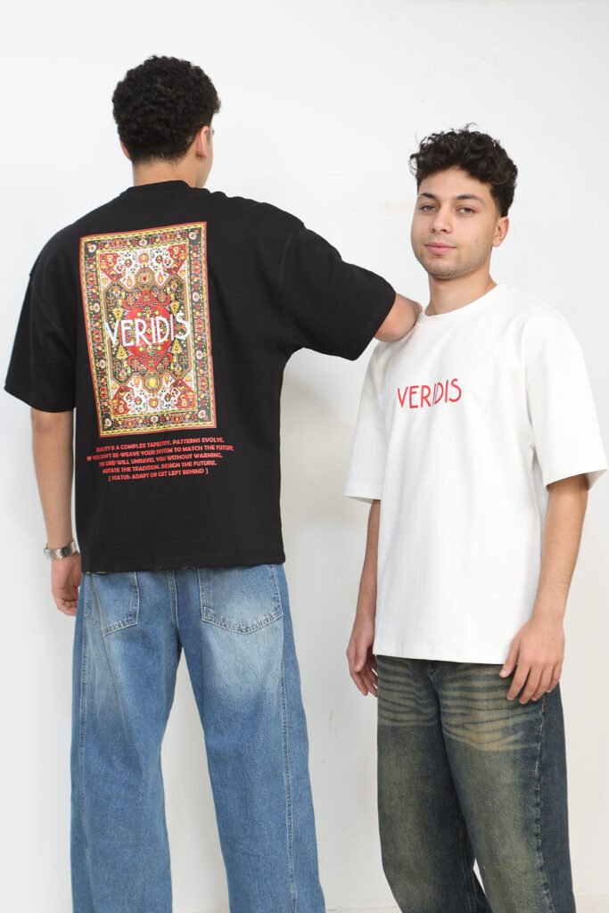 TAPESTRY OVERSIZED TEE