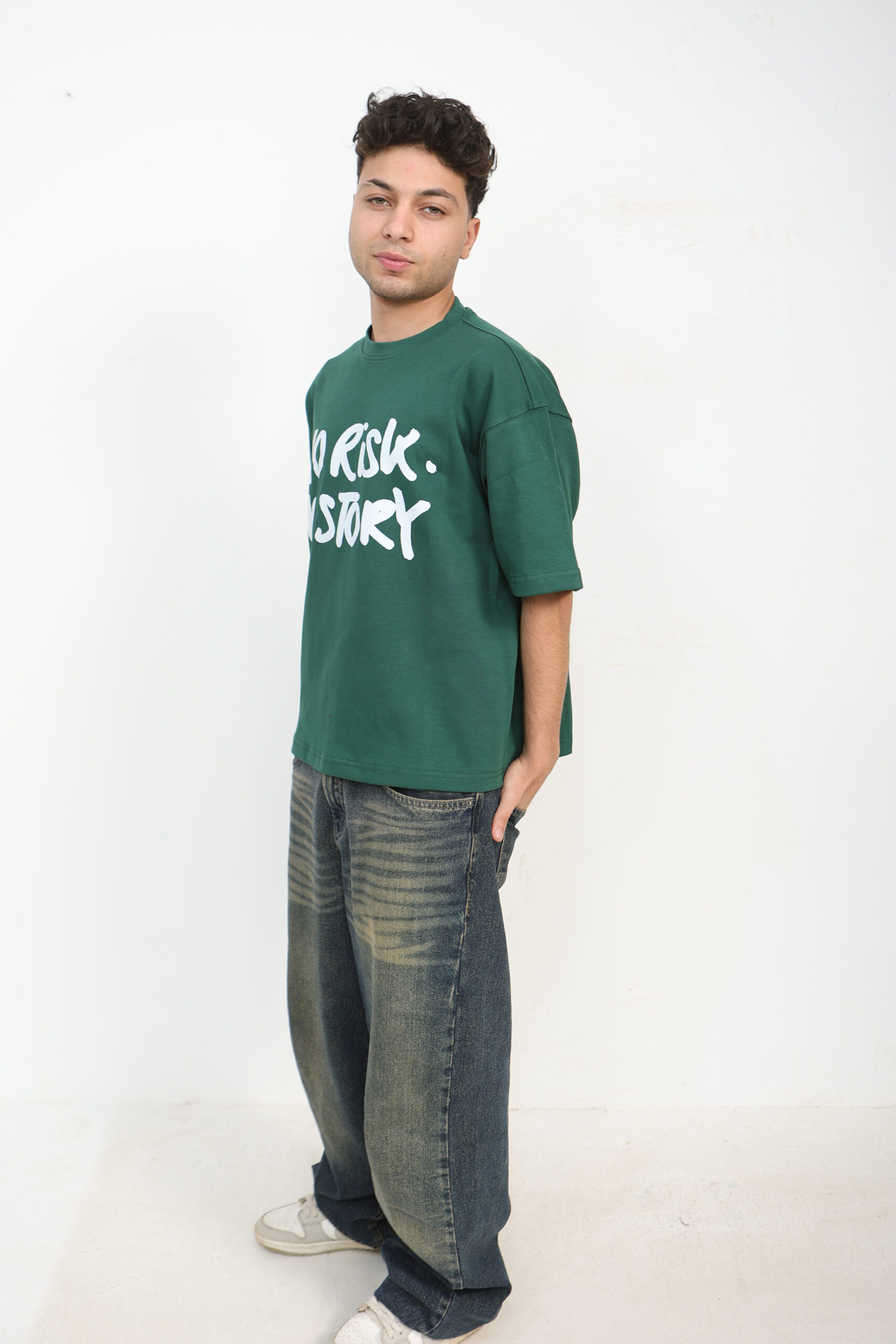 "no risk" graphic boxy tee "no risk" graphic boxy tee